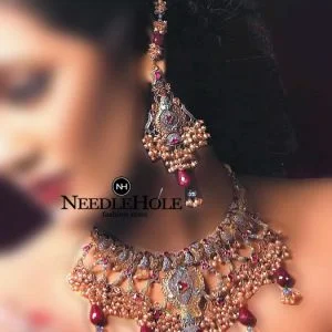 Delightful Pakistani Bridal Necklace Jewelry Set Comes With Earrings Pair and Tika