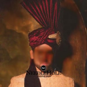 Shop exclusive wedding turban for groom in maroon colour features side fan and jewelled brooch