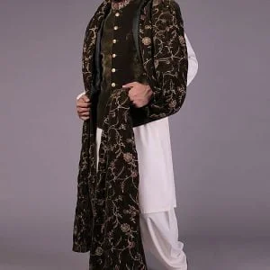 Perfect men shawl for mehendi in olive color velvet with embroidery