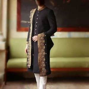 Dazzling groom shawl with embroidery in black raw silk fabric