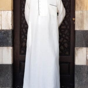 Muslim Thobe For Men In Offwhite Color